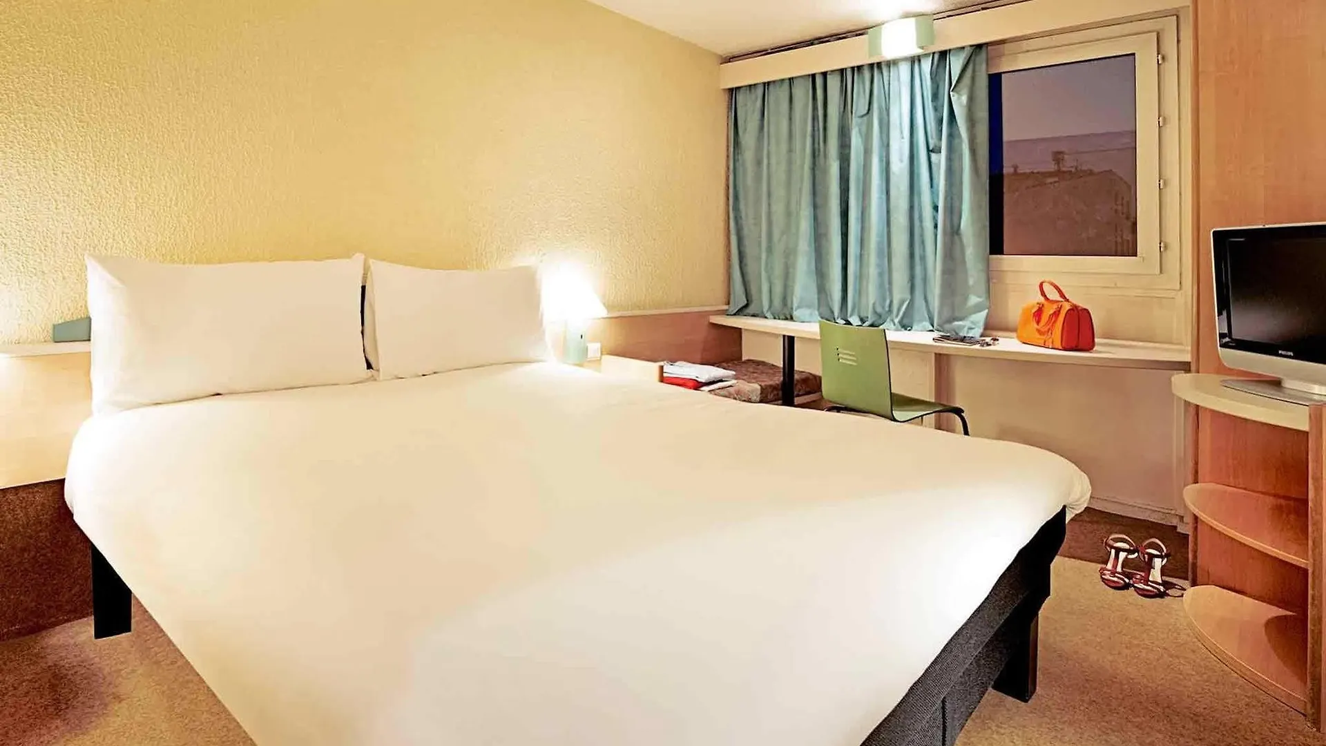**  Hotel Ibis Coimbra Centro Portugal