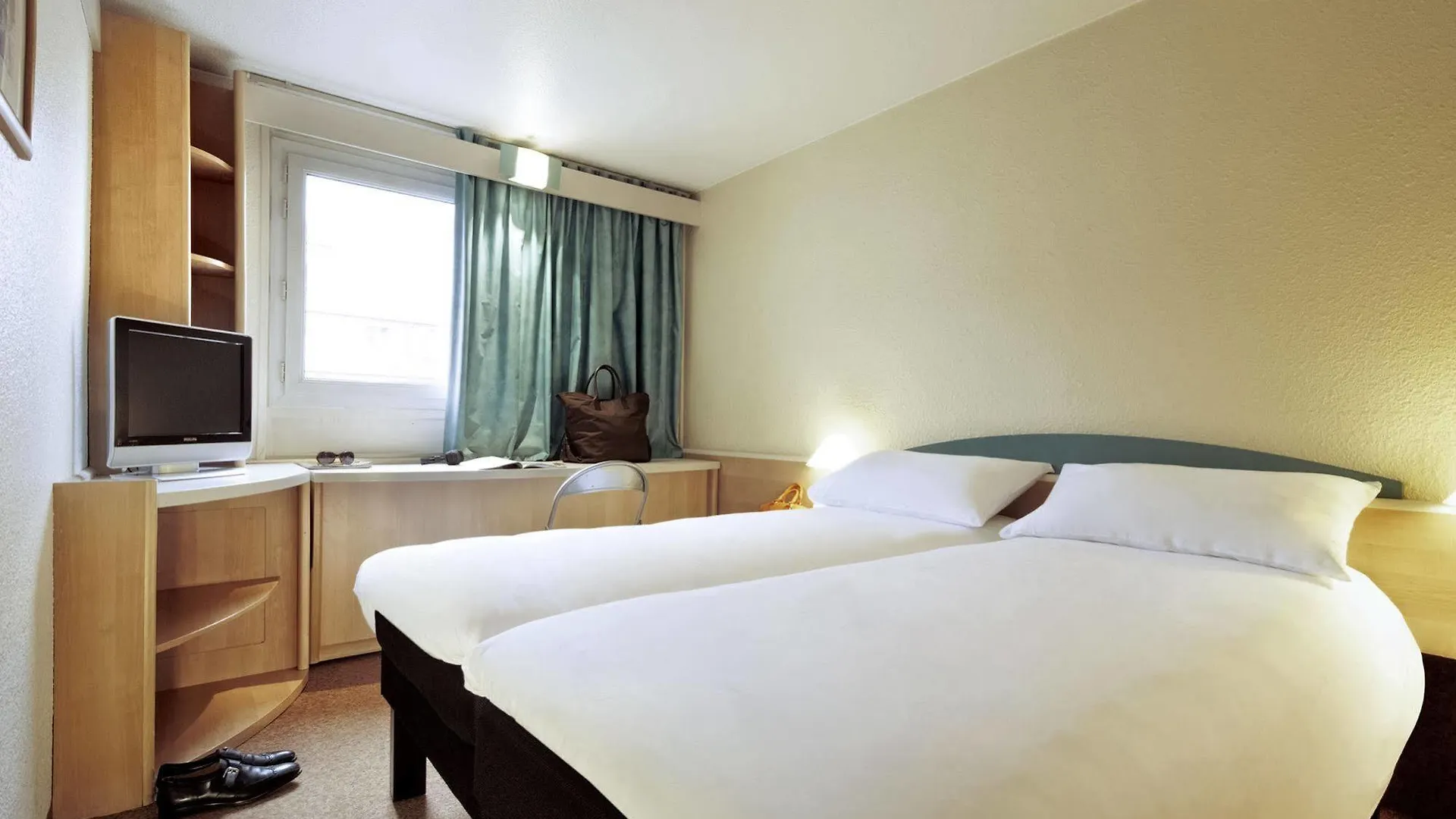 Hotel Ibis Coimbra Centro 2*,
