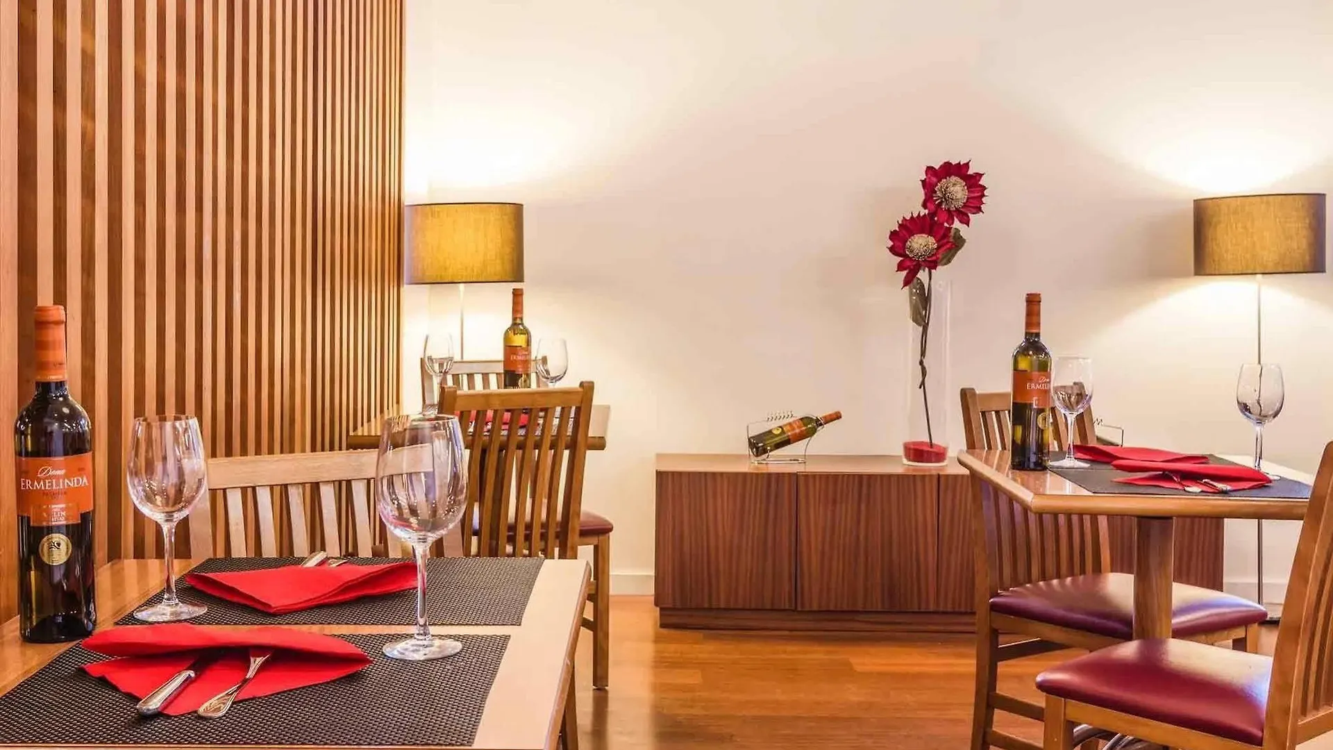 Hotel Ibis Coimbra Centro 2*,  פורטוגל